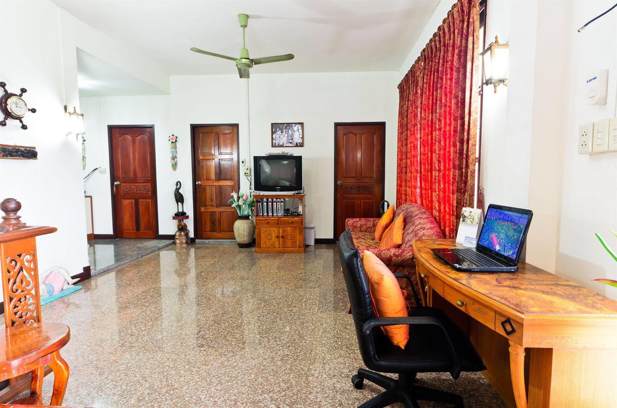 Sananwan Beach B&B Bang Saphan Noi Bagian luar foto